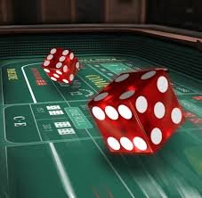Antarmuka permainan slot Aviator dan Gates of Olympus di platform dewa dora Allbet